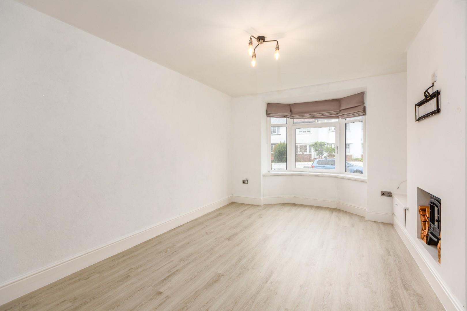 Grange Road, West Cross, Swansea, SA3 5ES